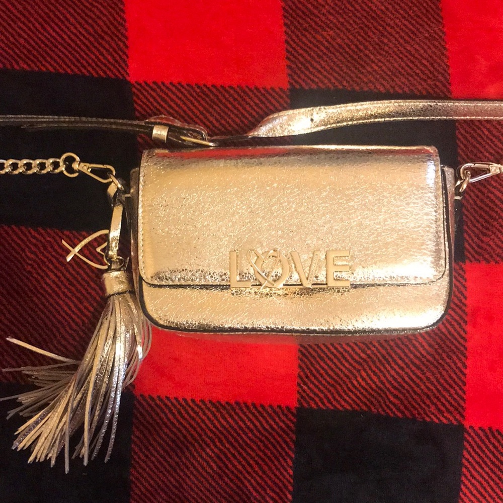 Brand new VS purse 🤗